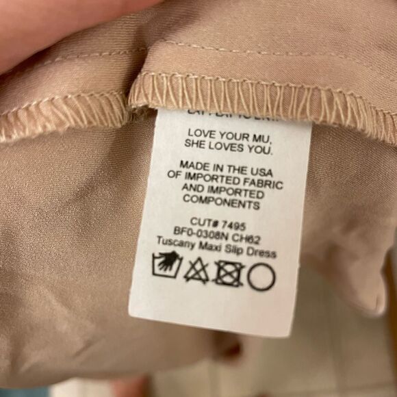 NWOT Show me your mumu Tuscany Maxi Slip Dress in champagne luxe satin Size M - Picture 8 of 11